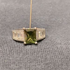 Costume jewelry ring